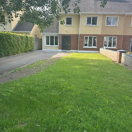 Fab Location For Exploring Clare Holiday home *