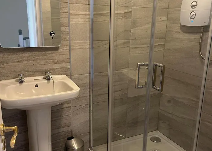 Fab Location For Exploring Clare Feriehus *